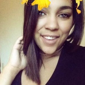 Meet your Posher, Ebony